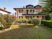 Appartamento in vendita a Porto Valtravaglia VA