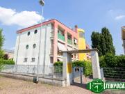 Appartamento in vendita a Rescaldina MI