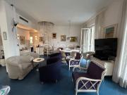 Appartamento in vendita a Riccione viale Dante...