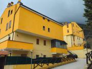 Appartamento in vendita a Rocca di Cambio AQ