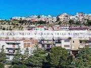 Appartamento in vendita a Rocca Di Neto