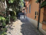 Appartamento in vendita a Roma Appartamento in vendita a Roma