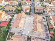 Villa plurifamiliare in vendita a Roma