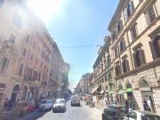 Appartamento in vendita a Roma Appartamento in vendita a Roma