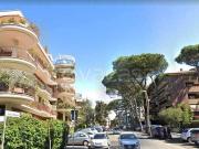 Appartamento in vendita a Roma via Misurina, Cortina...