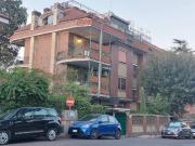 Appartamento in vendita a Roma RM