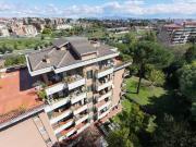 Appartamento in vendita a Roma RM