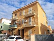 Appartamento in vendita a Roma via delle Saline, 40,...