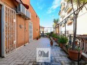 Appartamento in vendita a Roma via Enrico Bondi, 165