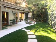 Appartamento in vendita a Roma via La Sila, Cortina...