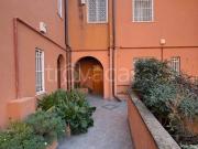 Appartamento in vendita a Roma via Leonida Rech, Ponte...