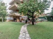 Appartamento in vendita a Roma via Paolo Braccini,...