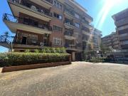 Appartamento in vendita a Roma via Ugo Falena, Talenti...