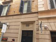 Appartamento in vendita a Roma via Vittoria, Centro Storico