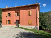 Appartamento in vendita a San Benedetto Val di Sambro...