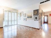 Appartamento in vendita a Segrate via Fratelli...