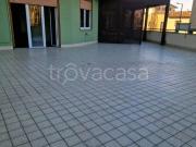 Appartamento in vendita a Somma Lombardo viale Ugo...