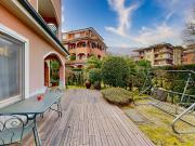 Appartamento in vendita a Stresa con giardino privato...
