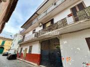 Palazzo / Stabile in vendita a Teverola CE