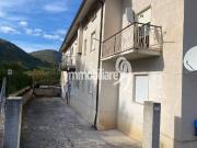 Appartamento in vendita a Tornimparte AQ