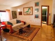 Appartamento in vendita a Torri del Benaco piazza Chiesa, 6