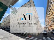 Appartamento in vendita a Trieste TS