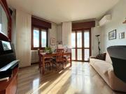 Appartamento in vendita a Usmate Velate