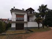 Villa in vendita a Varano Borghi VA