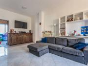 Appartamento in vendita a Verano Brianza MB