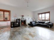 Appartamento in vendita a Viterbo via Piave, 17,...