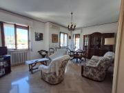 Appartamento in vendita di 100 m² in Via Alessandro Manzoni