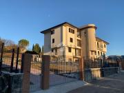 Appartamento in vendita di 100 m² in Via Apuleio Saturnino