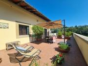 Appartamento in vendita di 110 m² in Via del Loretino