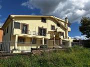 Appartamento in vendita di 100 m² in Via della Raganella