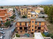 Appartamento in vendita di 100 m² in Via Giovanni Caproni