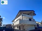 Appartamento in vendita di 100 m² in Via Monte Rosa