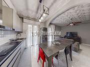 Appartamento in vendita di 100 m² in Via Vittorio Veneto, 31