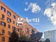 Appartamento in vendita di 101 m² in Via Prenestina