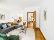 Appartamento in vendita di 102 m² in Via Sanzeno, 25