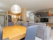 Appartamento in vendita di 103 m² in Via Monte Rosa