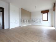 Appartamento in vendita di 105 m² in Via Adamello, 30