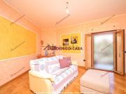 Appartamento in vendita di 105 m² in Via Flavio Gioia