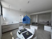 Appartamento in vendita di 105 m² in Via Passo Pordoi, 10