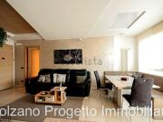 Appartamento in vendita di 105 m² in Via Resia