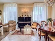 Appartamento in vendita di 105 m² in Viale Ugo Foscolo, 30