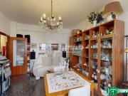 Appartamento in vendita di 106 m² in Via Vittorio...
