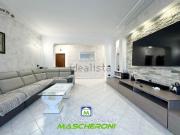 Appartamento in vendita di 107 m² in Via Firenze