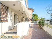 Appartamento in vendita di 107 m² in Via Pinarella, 494