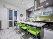 Appartamento in vendita di 107 m² in Via Roma