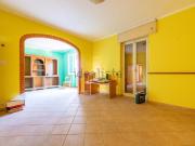 Appartamento in vendita di 107 m² in Via Salvatore Lo...